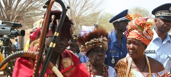 Pour avoir un deuxième mandat, les "Saltigués" conseillent au Pr Macky Sall... Pour avoir un deuxième mandat, les "Saltigués" conseillent au Pr Macky Sall...