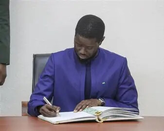 ARCOP : Diomaye nomme les membres du Conseil de régulation