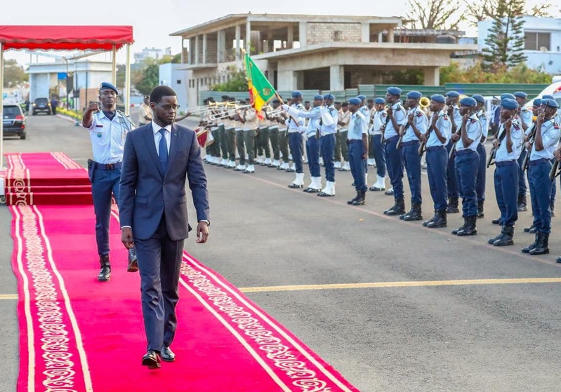 Le Pr Diomaye Faye s'envole pour Nairobi- Le point sur ce sommet co-organisé par la France et le Kenya Le Pr Diomaye Faye s'envole pour Nairobi- Le point sur ce sommet co-organisé par la France et le Kenya