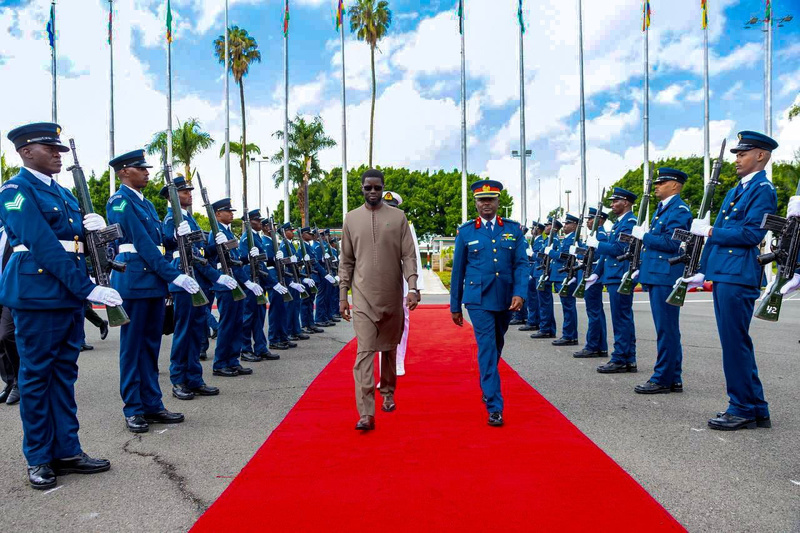 FIN DE SÉJOUR À NAIROBI : LE PRÉSIDENT BASSIROU DIOMAYE FAYE REGAGNE DAKAR À L'ISSUE DU SOMMET AFRICA FORWARD FIN DE SÉJOUR À NAIROBI : LE PRÉSIDENT BASSIROU DIOMAYE FAYE REGAGNE DAKAR À L'ISSUE DU SOMMET AFRICA FORWARD