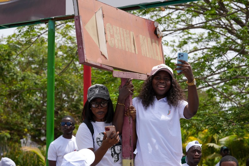 Retour en images sur la grande randonnée pédestre organisée par PASTEF Dakar, en présence du Président Ousmane SONKO Retour en images sur la grande randonnée pédestre organisée par PASTEF Dakar, en présence du Président Ousmane SONKO