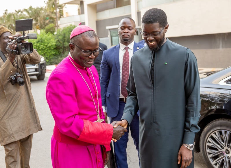Veille de la célébration de La Pentecôte- Le message du Pr Diomaye après sa visite de courtoisie  chez l'Archevêque de Dakar, Monseigneur André Guèye