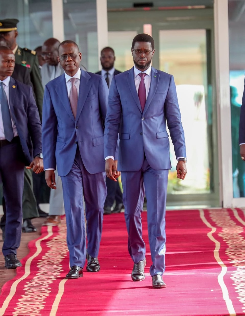 Le PR, Bassirou Diomaye Faye, a quitté Dakar ce s matin pour se rendre à Banjul- Ce que l'on sait du séjour en Gambie !