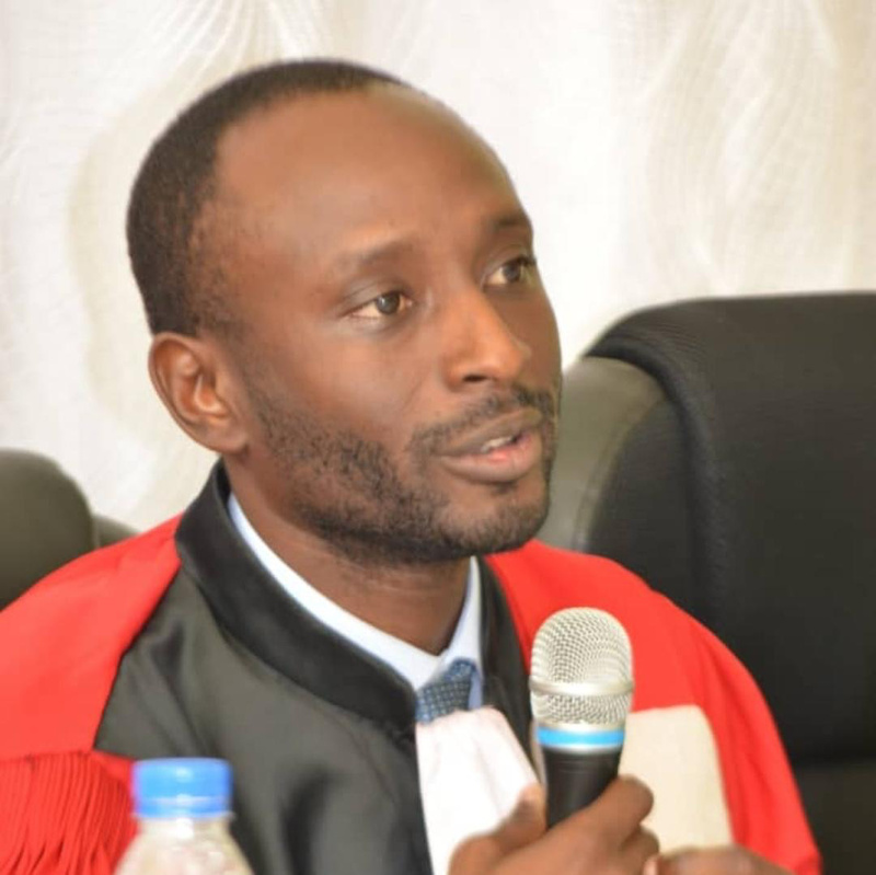 Le Pr Sidy Alpha Ndiaye, ministre chargé des affaires juridiques et directeur de cabinet adjoint du Président de la République, démissionne Le Pr Sidy Alpha Ndiaye, ministre chargé des affaires juridiques et directeur de cabinet adjoint du Président de la République, démissionne