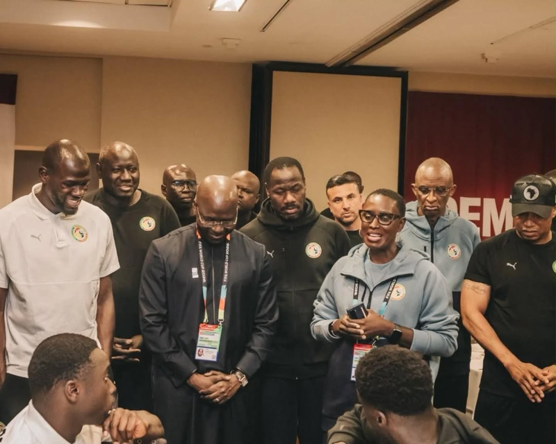 À LA VEILLE DU PREMIER MATCH, DJIRÈYE CLOTILDE COLY PORTE LE MESSAGE DE LA NATION AUX LIONS À LA VEILLE DU PREMIER MATCH, DJIRÈYE CLOTILDE COLY PORTE LE MESSAGE DE LA NATION AUX LIONS