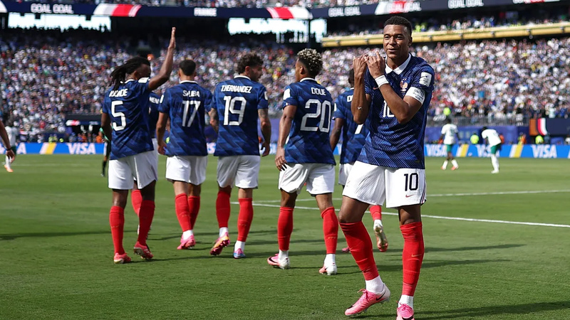 Coupe du monde 2026 - Malmenés puis emballants, les Bleus dominent le Sénégal grâce à des buts de Kylian Mbappé et Bradley Barcola (3-1) Coupe du monde 2026 - Malmenés puis emballants, les Bleus dominent le Sénégal grâce à des buts de Kylian Mbappé et Bradley Barcola (3-1)