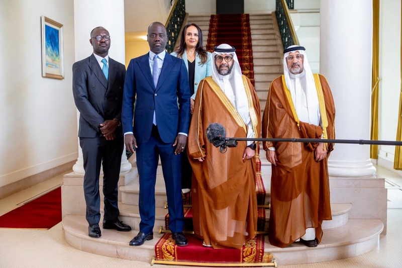 Le président du conseil d'administration de la Banque Arabe pour le Développement Économique en Afrique (BADEA) reçu par le chef de l'Etat Le président du conseil d'administration de la Banque Arabe pour le Développement Économique en Afrique (BADEA) reçu par le chef de l'Etat