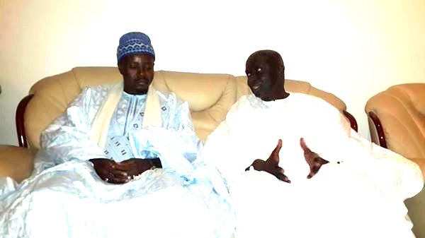 Serigne Bass à Idrissa Seck : "Touba n'est pas dans des deals" Serigne Bass à Idrissa Seck : "Touba n'est pas dans des deals"