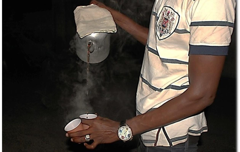 À Sédhiou, un prestataire de café Touba exige des faveurs charnelles de la part d'un commerçant en contrepartie d'un prêt de 50 000 F CFA