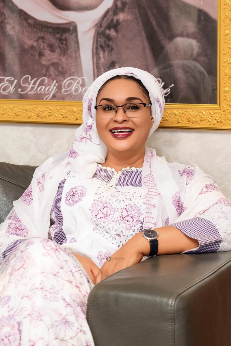 L'élégance en héritage : Mouminatou Kébé, l'éclat discret de la noblesse d'âme L'élégance en héritage : Mouminatou Kébé, l'éclat discret de la noblesse d'âme
