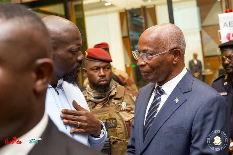 Métamorphose physique du chef de l'État Guinéen : les interrogations de l'opinion face à la silhouette amincie de Doumbouya