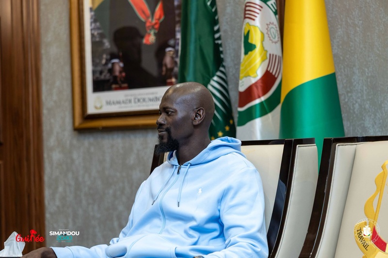 Métamorphose physique du chef de l'État Guinéen : les interrogations de l'opinion face à la silhouette amincie de Doumbouya