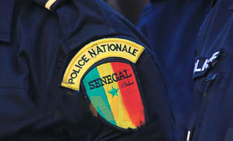 Chantage et cyberharcèlement d'une fonctionnaire de police : un maître chanteur interpellé et déféré Chantage et cyberharcèlement d'une fonctionnaire de police : un maître chanteur interpellé et déféré