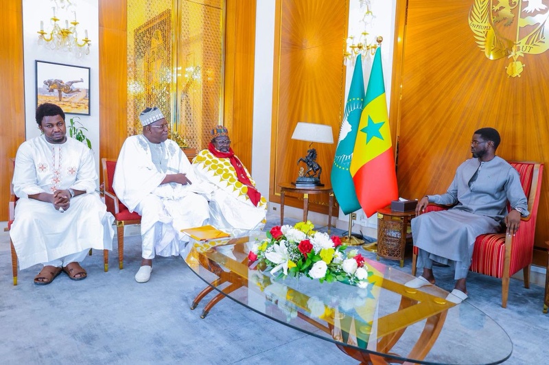 Audience solennelle à la présidence de la république  : la concorde nationale au cœur des échanges entre le Chef de l'État et l'Imam de Médina Baye