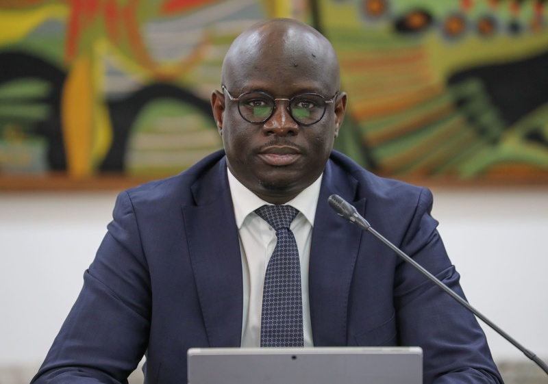 L’art de l’arbitrage face au choc énergétique : l’action de Cheikh Diba à l’épreuve des cours mondiaux