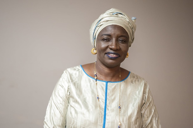 Mimi Touré face à la presse : une réponse sans détour à Ousmane Sonko