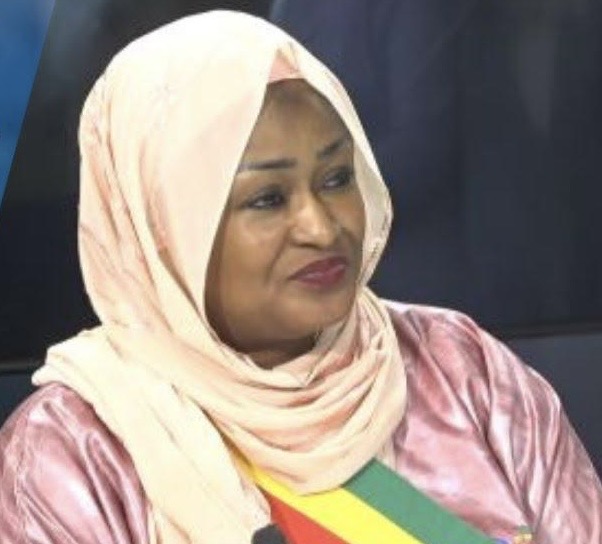 Nécrologie  : Haja Rougui Bousso, une figure fidèle de l’APR, frappée par la perte de son père