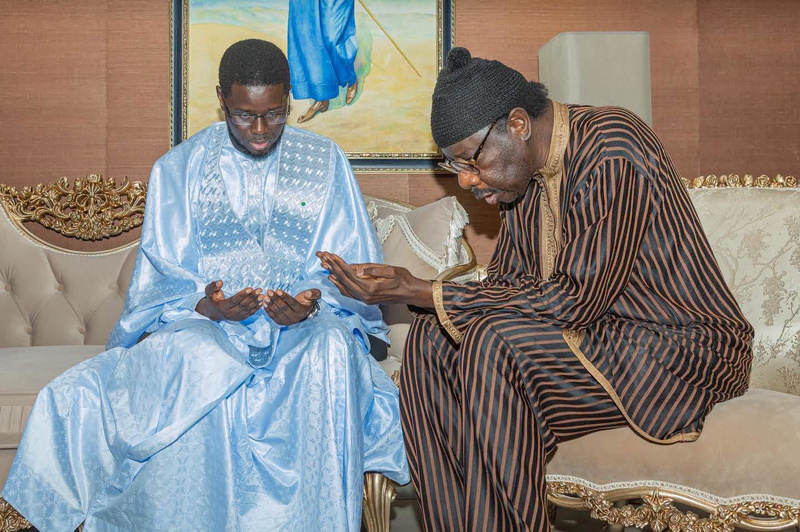 Une visite historique du Président Bassirou Diomaye Faye chez Serigne Cheikh Seydi Mouhamadou Moustapha Sy Al Maktoum Une visite historique du Président Bassirou Diomaye Faye chez Serigne Cheikh Seydi Mouhamadou Moustapha Sy Al Maktoum