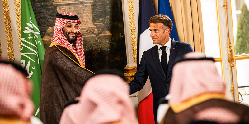 Paris et Riyad scellent un partenariat de six milliards d’euros autour de trois parcs d’attractions