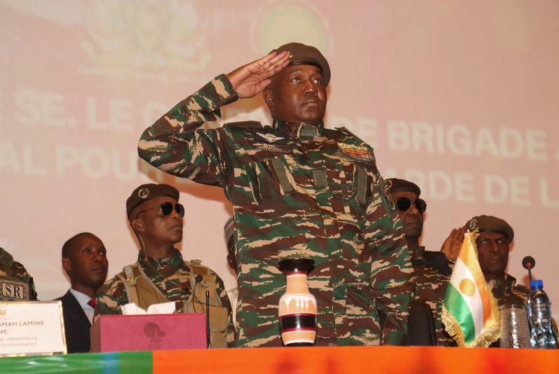Niger : Niamey secouée par de violents affrontements, la junte affirme reprendre progressivement le contrôle