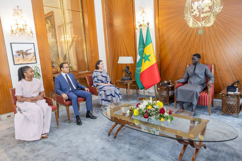 Le Président Bassirou Diomaye Faye reçoit la délégation du Fonds monétaire international au terme de sa mission à Dakar Le Président Bassirou Diomaye Faye reçoit la délégation du Fonds monétaire international au terme de sa mission à Dakar