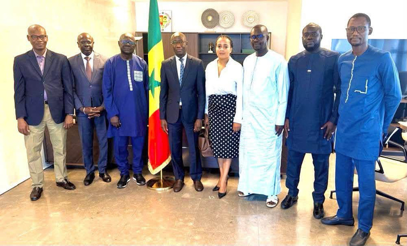 Justice sénégalaise : Me Moussa Sarr imprime une nouvelle dynamique et érige le dialogue en levier d’efficacité Justice sénégalaise : Me Moussa Sarr imprime une nouvelle dynamique et érige le dialogue en levier d’efficacité