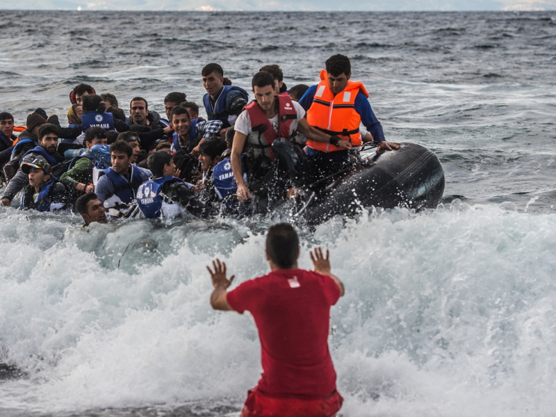 « Migrants déboutés : l’Europe prépare des “hubs de retour” hors de ses frontières dès 2027 »