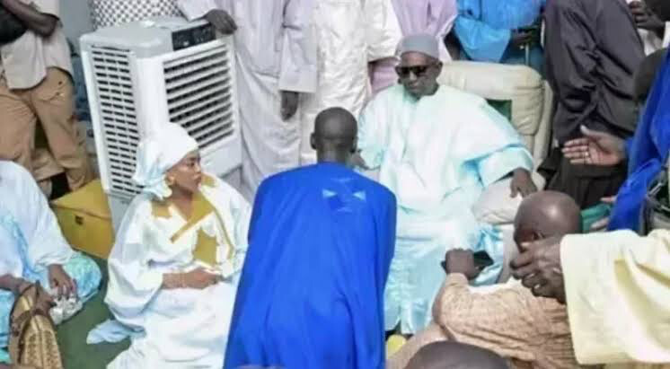 « Si plainte il doit y avoir, qu’elle me soit adressée » : Serigne Sidy Abdou Lahad Mbacké assume Sokhna Aïda Diallo… et soulève des questions