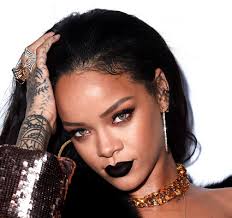 Rihanna renonce à un concert, de peur d’at­tra­per le virus Zika