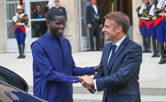 Paris-Dakar : la visite de Macron, confirmation d’une information révélée en avant-première par Dakarposte