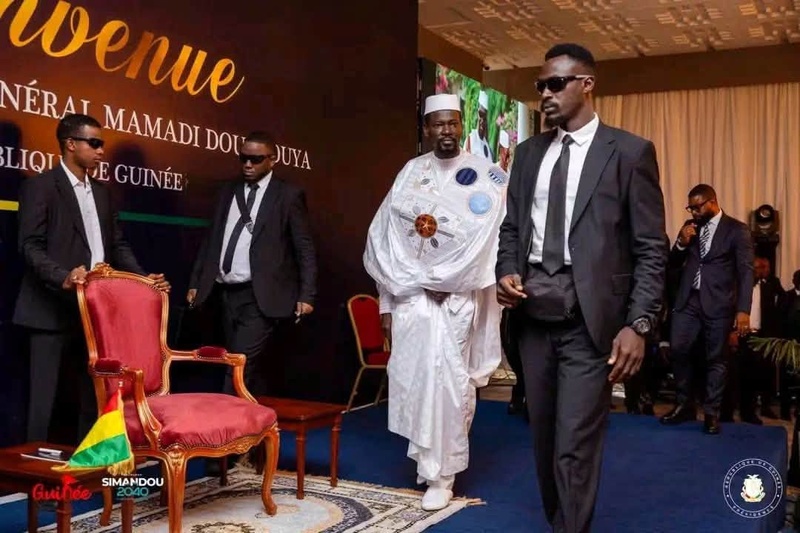 Sécurité républicaine et ferveur patriotique : Les coulisses de la rencontre historique entre Mamadi Doumbouya et la diaspora guinéenne à Abidjan