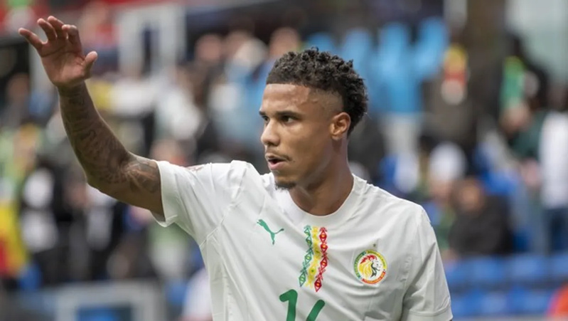 Clap de fin international : À seulement 27 ans, Ismaïl Jakobs renonce définitivement à la Tanière