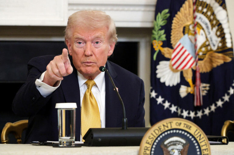 Trump ferme les portes de la Maison-Blanche à CNN, MS NOW et Politico : la guerre avec la presse franchit un nouveau seuil