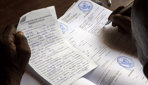 Le cauchemar de l’état civil : des Sénégalais condamnés à prouver qu’ils existent