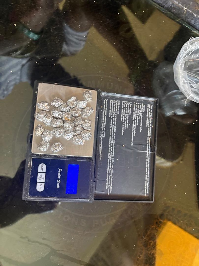 Drogue dans les Sicap: le GLAD fait tomber un Nigérian avec cocaïne et crack Drogue dans les Sicap: le GLAD fait tomber un Nigérian avec cocaïne et crack