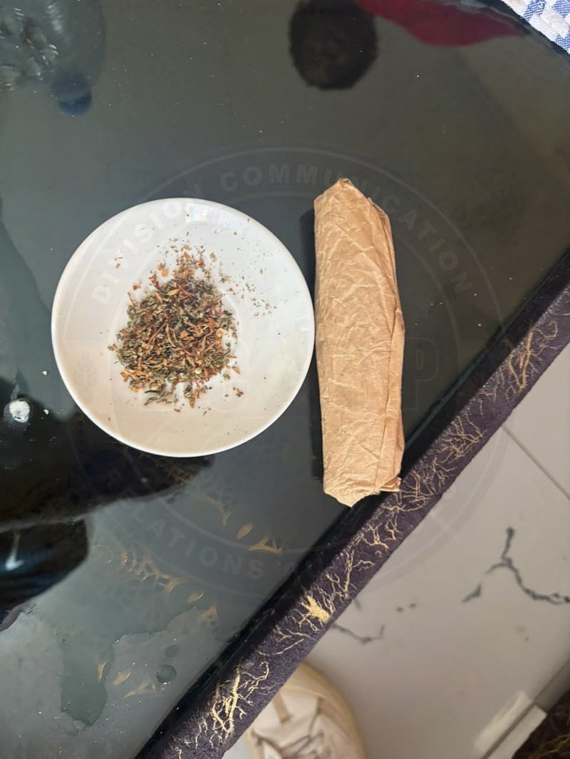 Drogue dans les Sicap: le GLAD fait tomber un Nigérian avec cocaïne et crack Drogue dans les Sicap: le GLAD fait tomber un Nigérian avec cocaïne et crack