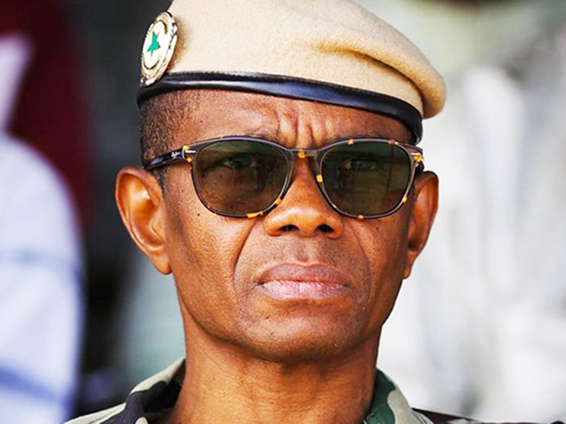 Le Gal Souleymane Kandé revient au cœur du dispositif sécuritaire: le stratège de Casamance propulsé à la tête du renseignement extérieur (EXCLUSIF) Le Gal Souleymane Kandé revient au cœur du dispositif sécuritaire: le stratège de Casamance propulsé à la tête du renseignement extérieur (EXCLUSIF)