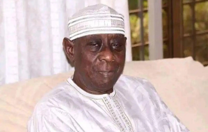 Nécrologie : L’ancien ministre et grand écrivain Cheikh Hamidou Kane rappelé à Dieu