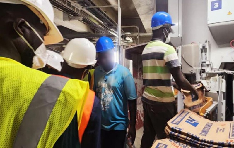Ciments du Sahel : arrestations nocturnes, bras de fer syndical et menace d’une grève illimitée à Kirène Ciments du Sahel : arrestations nocturnes, bras de fer syndical et menace d’une grève illimitée à Kirène