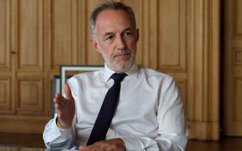 "Je suis très en colère et inquiet": Emmanuel Grégoire dénonce "une tentative de destabilisation du mouvemement social et des pouvoirs publics" "Je suis très en colère et inquiet": Emmanuel Grégoire dénonce "une tentative de destabilisation du mouvemement social et des pouvoirs publics"