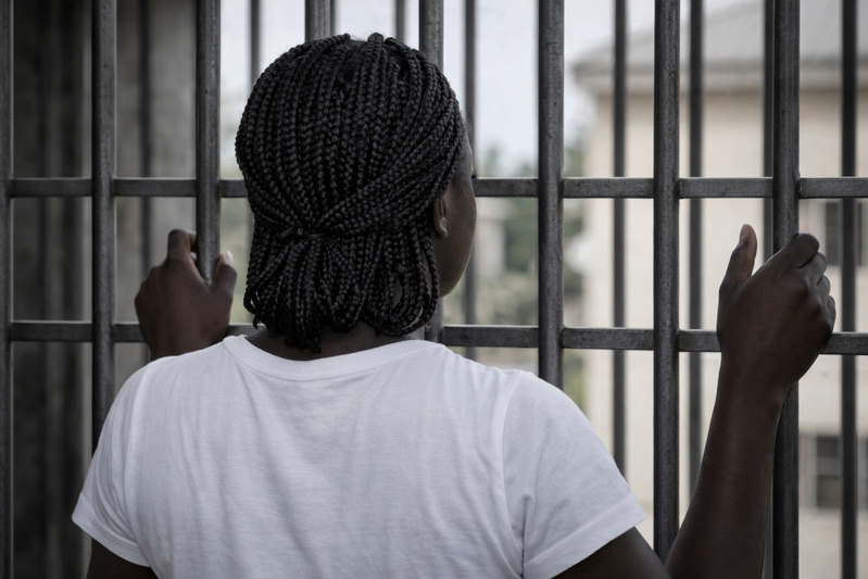 Drame au Virage : une prostituée déférée pour meurtre présumé après la mort tragique de B. Samb, poignardé au cou Drame au Virage : une prostituée déférée pour meurtre présumé après la mort tragique de B. Samb, poignardé au cou