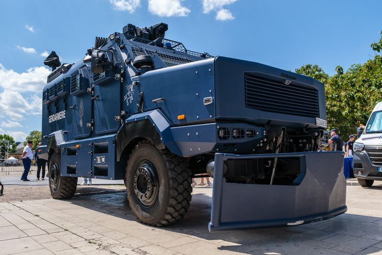 France – 24 octobre sous haute tension : blindés Centaure, interdictions de manifester et forces d’élite mobilisés