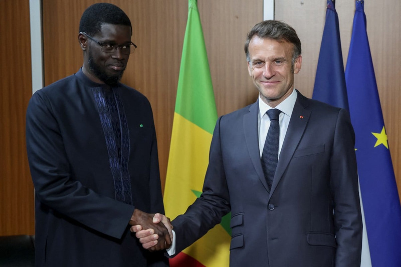 Macron annule sa tournée au Sénégal et au Nigeria : la crise sociale française bouleverse l’agenda diplomatique de l’Élysée