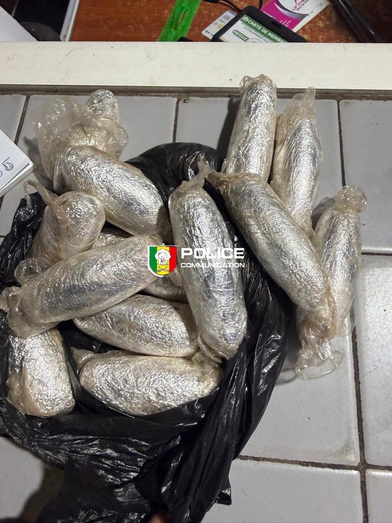 Médina-Dakar : 225 grammes de cocaïne découverts chez un étudiant, sa tentative présumée de corruption lui vaut un déferrement