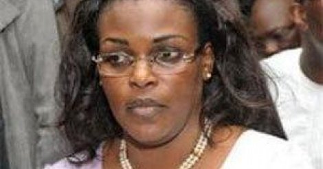 Marième Faye sermonne les femmes de la banlieue Marième Faye sermonne les femmes de la banlieue