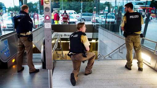 Fusillade en Allemagne: huit morts, les tireurs toujours en fuite