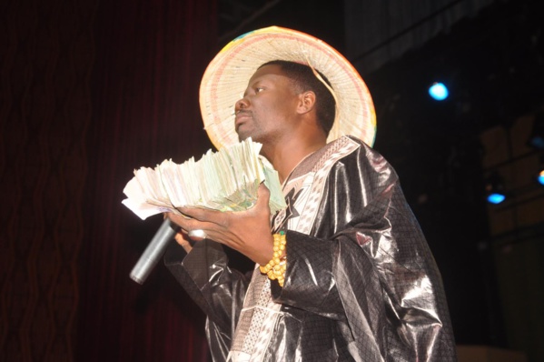 Après avoir offert une maison clef en main à Alassane Mbaye, révélations sur les largesses de Me Dior Diagne Après avoir offert une maison clef en main à Alassane Mbaye, révélations sur les largesses de Me Dior Diagne