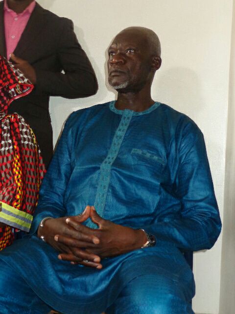 En conférence de presse, le Syndicat des travailleurs de la Justice dénonce l'indifférence de leur ministre de tutelle, Me Sidiki Kaba En conférence de presse, le Syndicat des travailleurs de la Justice dénonce l'indifférence de leur ministre de tutelle, Me Sidiki Kaba