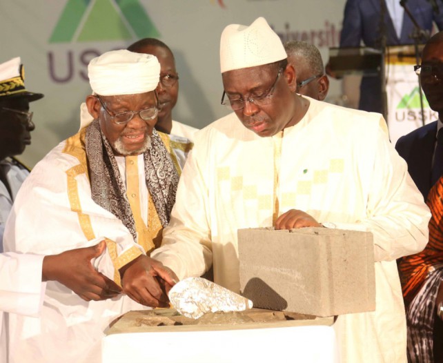 ​ Parfum  de deal à l'université Sine Saloum Elhaj Ibrahima Niass