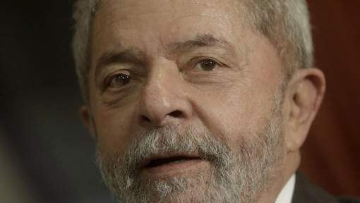 Brésil: Lula inculpé pour corruption et blanchiment d'argent